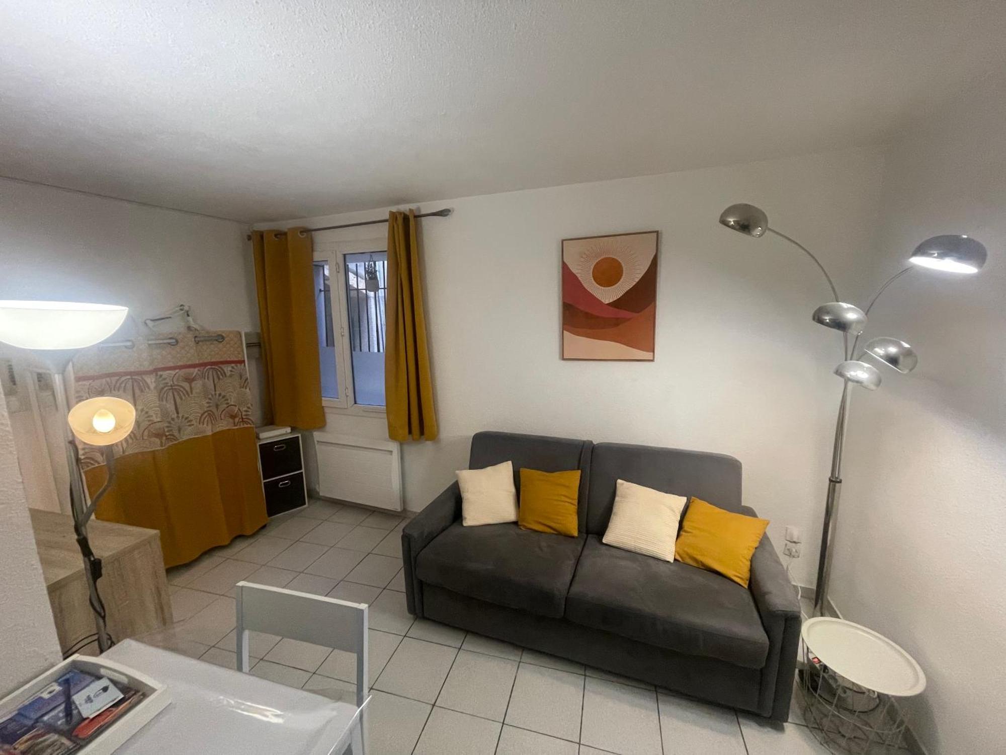 Appartement Petit studio coquet à 2 pas des Halles à Narbonne Extérieur photo